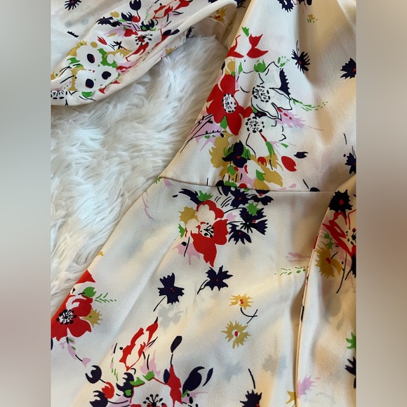 Veronica Beard NWT Payton Silk Blend Floral Long Sleeve Stretch Blouse Size 6 - Picture 5 of 15